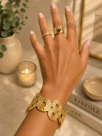 18K Gold & Green Stone Cuff Ring