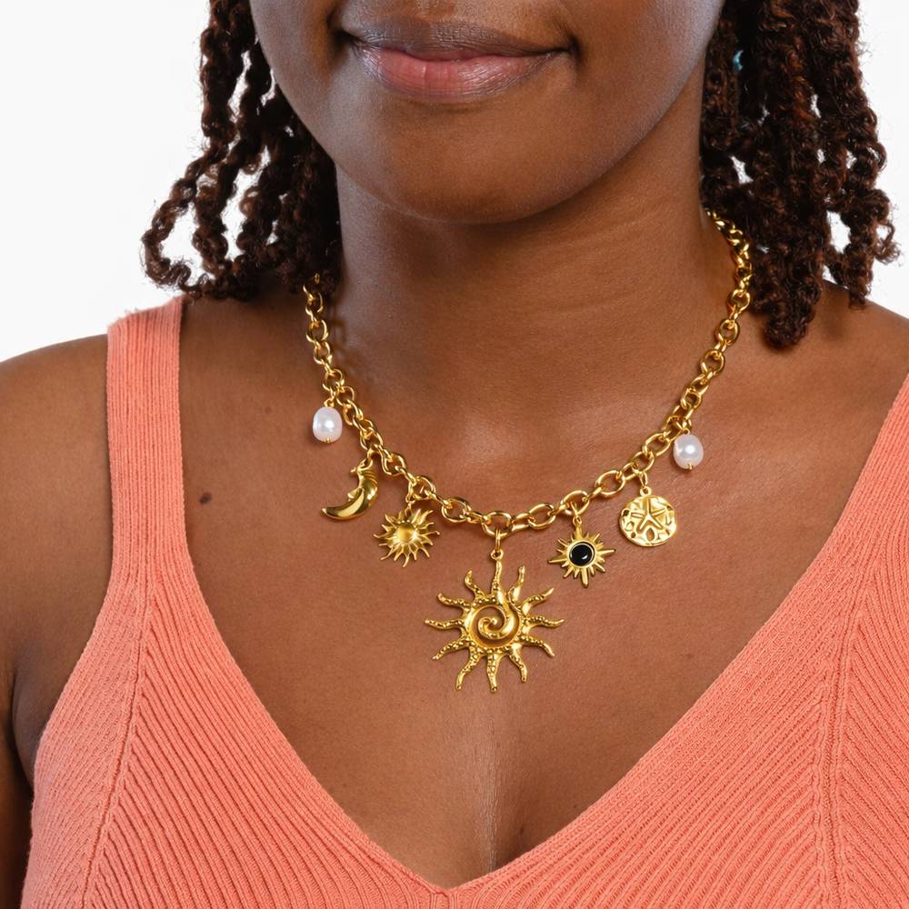 Gold Scallop Shell Charm Chain Necklace