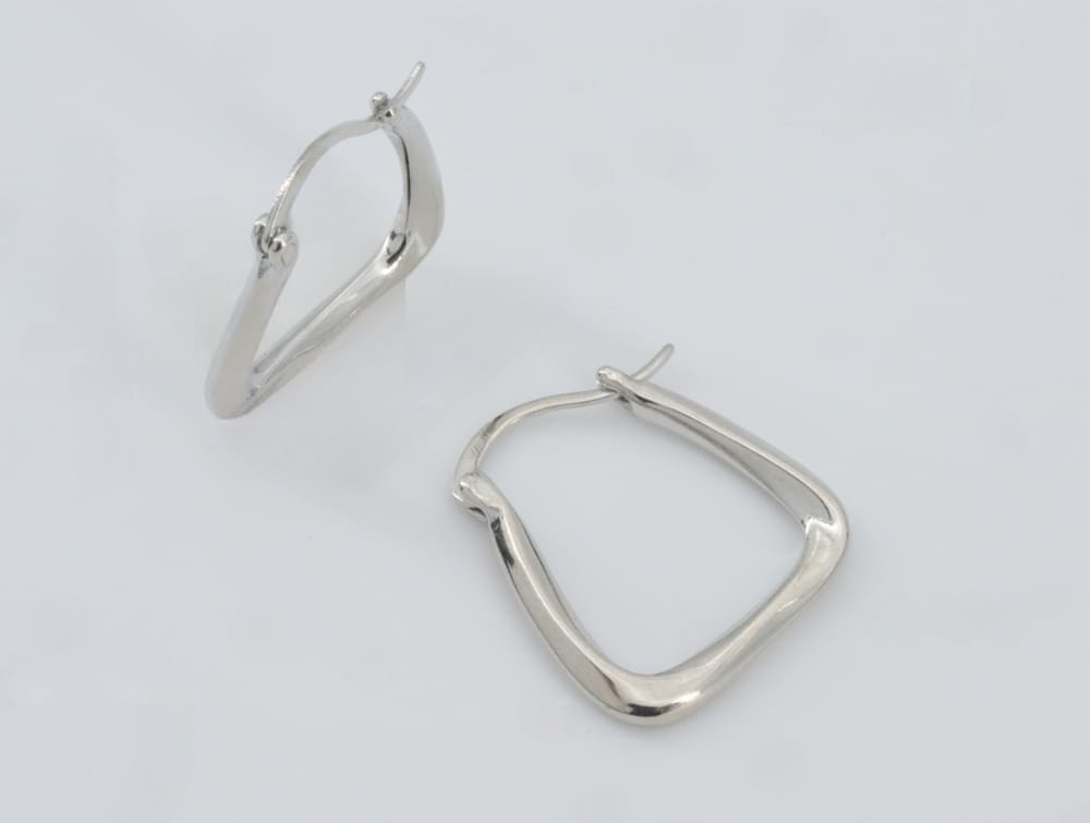 Kaia Sculpted Hoop Earrings