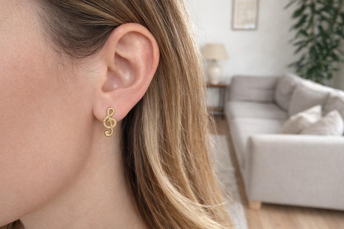 Aria Treble Clef Gold Earrings