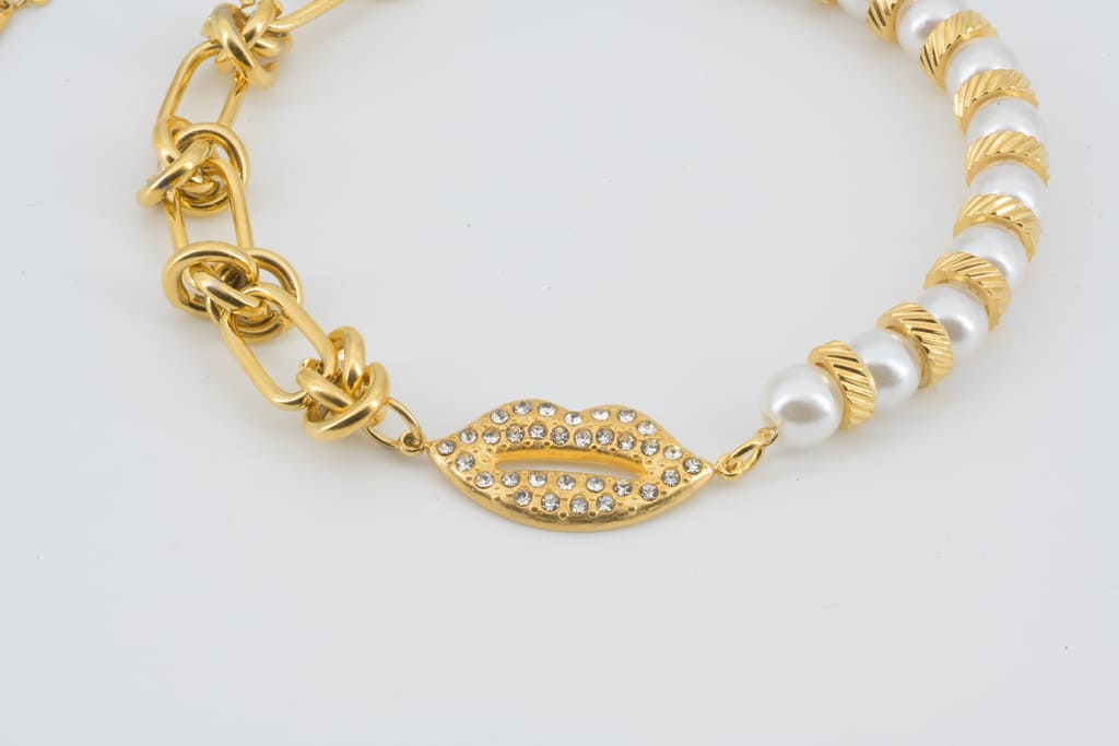 Lunara Pearl Chain Bracelet