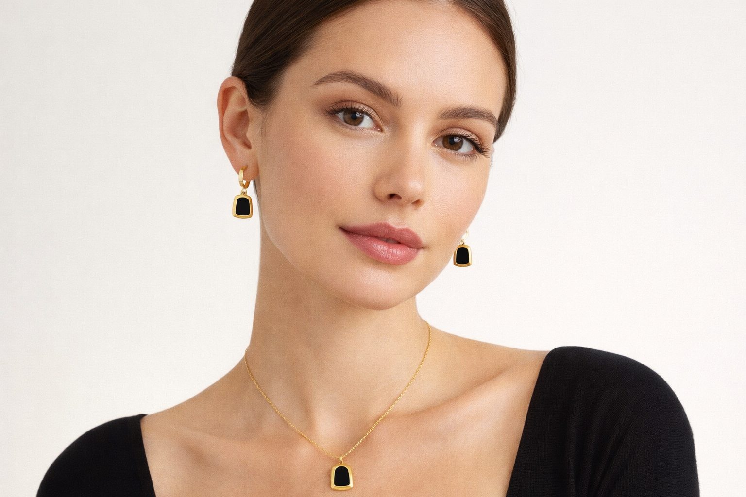 Onyx Trapezoid Necklace Set