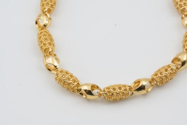 Regal Lustre Bead Bracelet - Image 2